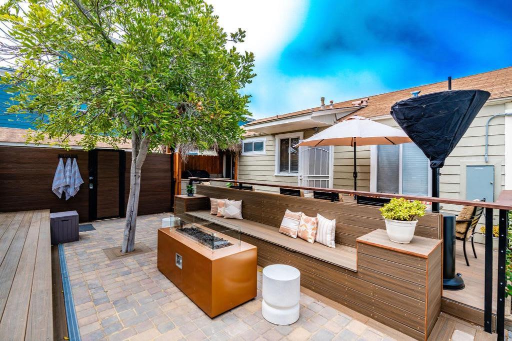 Surfside Charmer One Block To San Diego