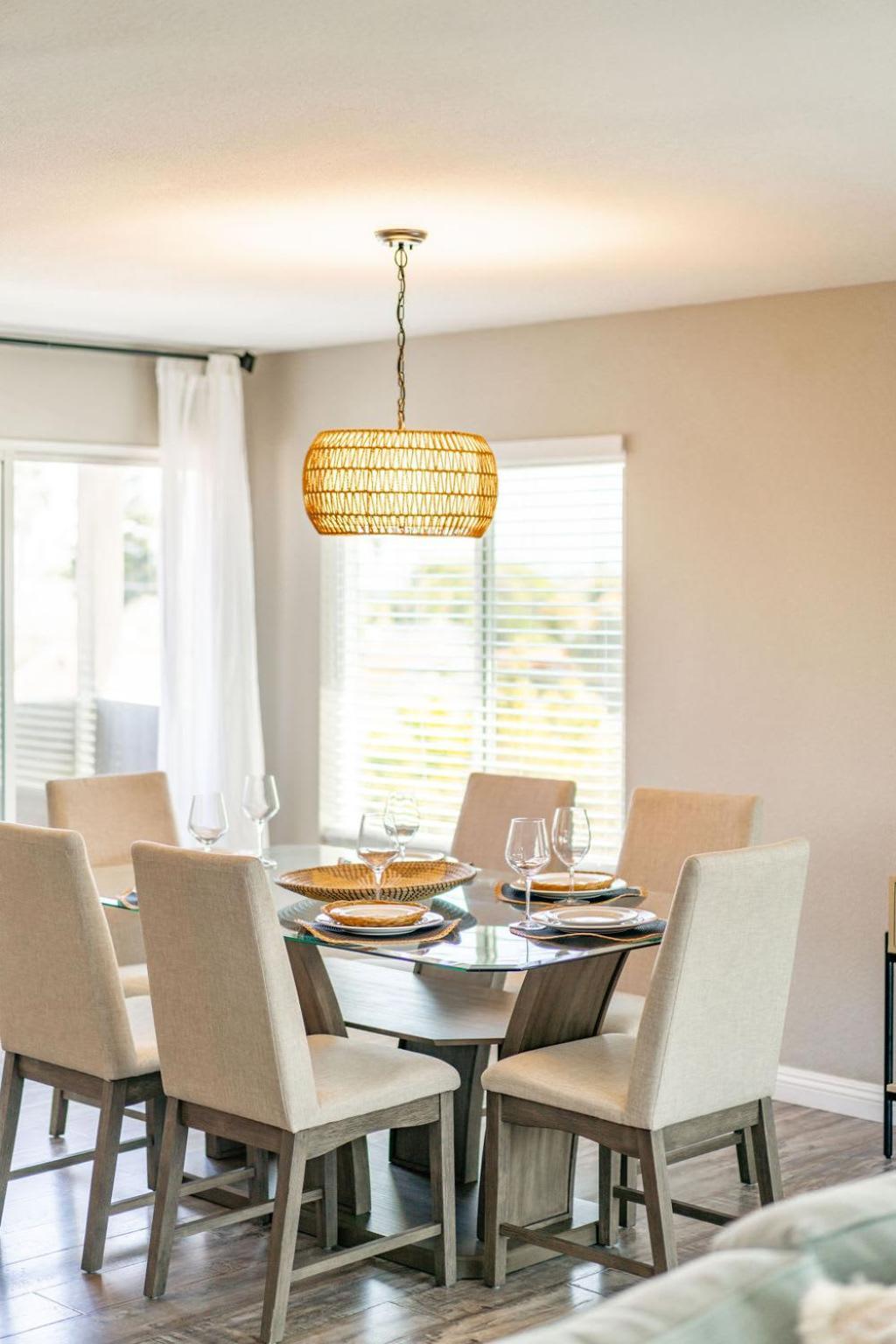 Surfside Charmer One Block To Holiday home